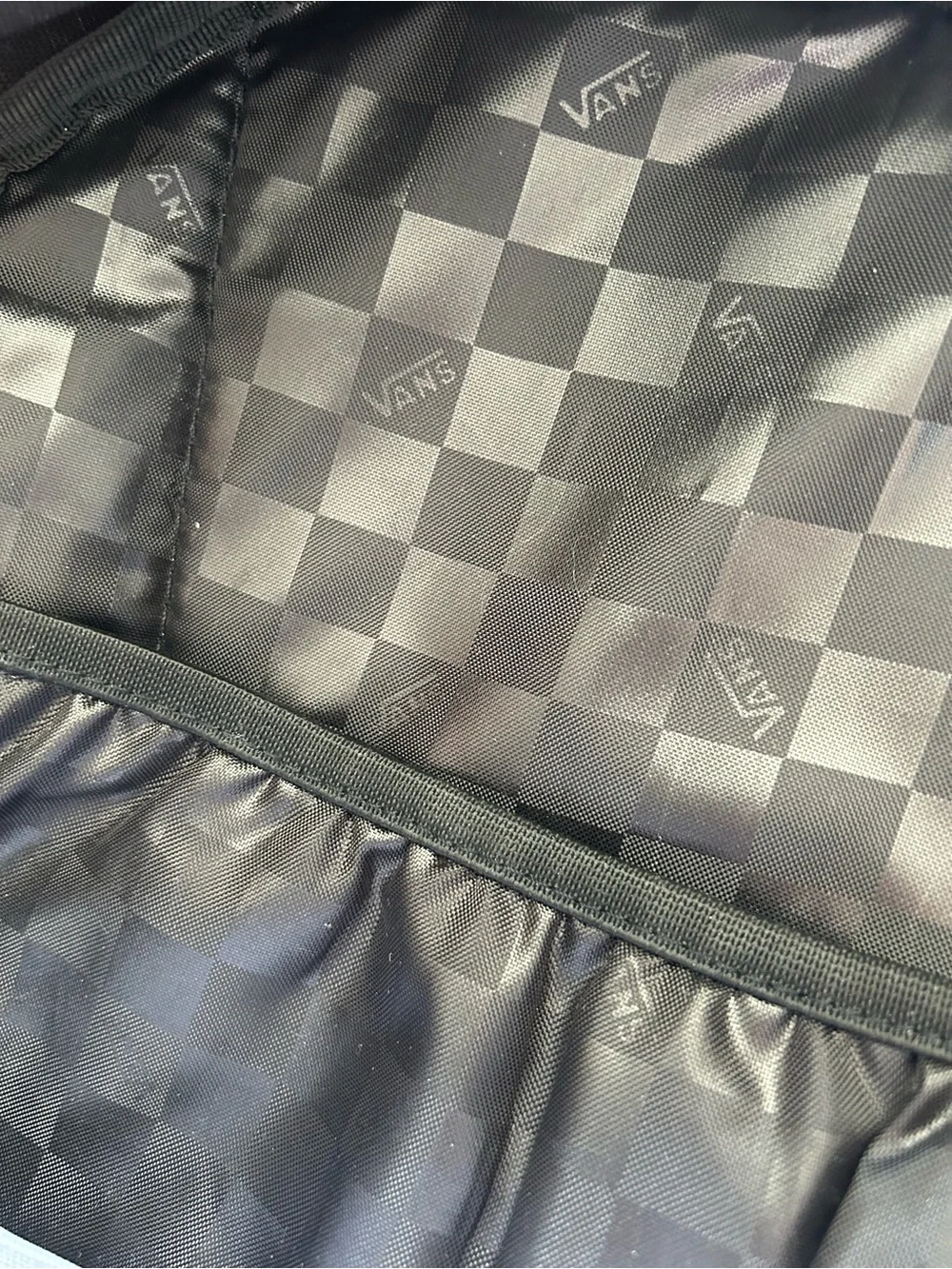 🛹 VANS Black Checkerboard Logo Backpack